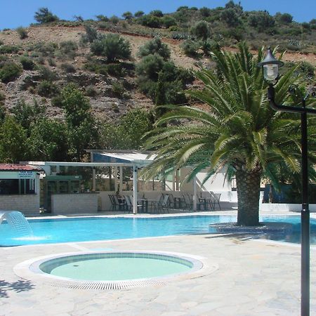 Hotel Neos Ikaros à Agia Galini Extérieur photo