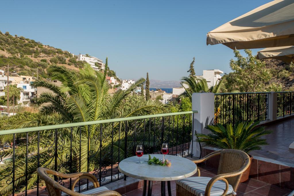 Hotel Neos Ikaros à Agia Galini Extérieur photo