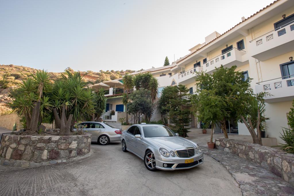 Hotel Neos Ikaros à Agia Galini Extérieur photo